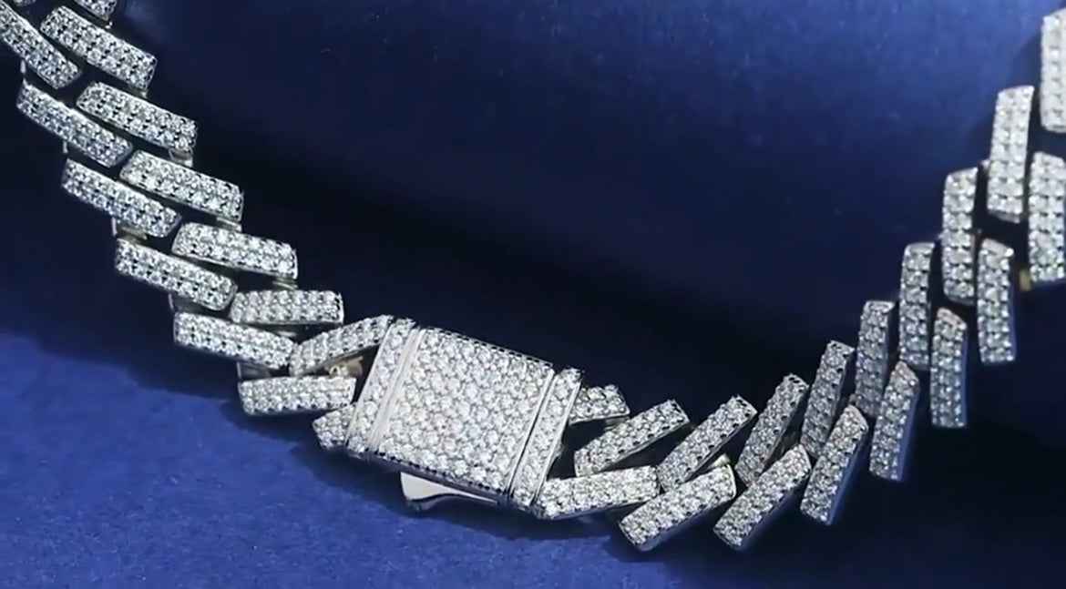 1 Pc VVS Iced out Diamond Cuban Chain